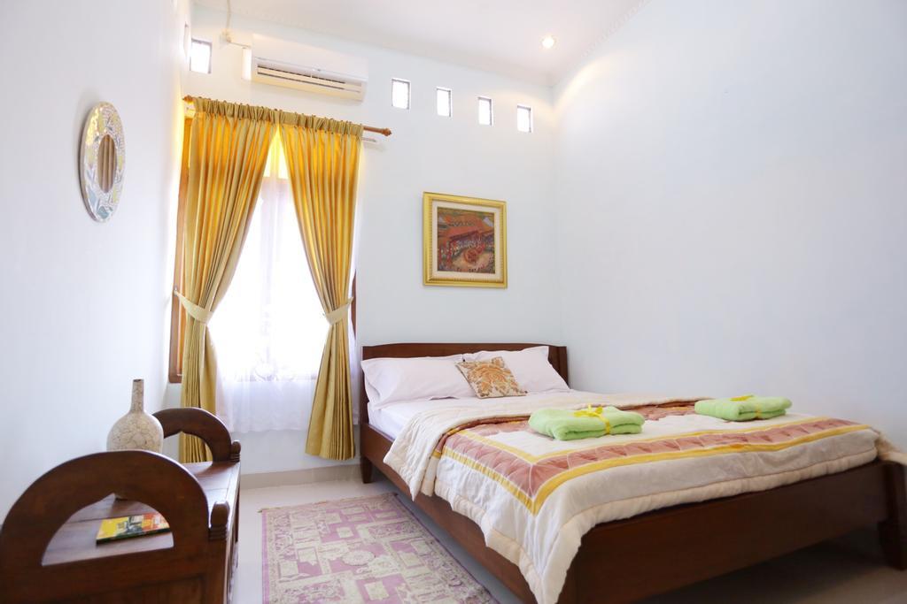 יוגיאקרטה Griya Kedasih Guesthouse מראה חיצוני תמונה